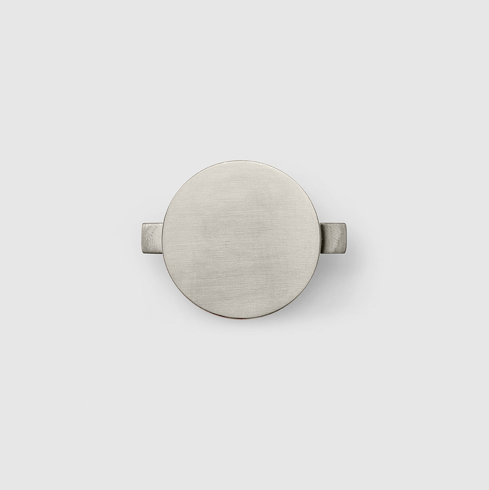 KNOB A2. 06 Brushed Nickel